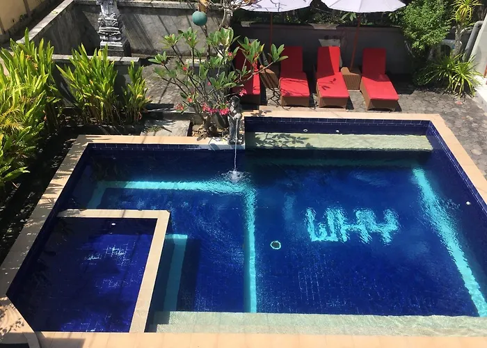 Wahyu 1 ホームステイ レンボンガン島